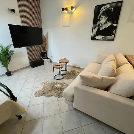 Piccolo Apartamento *